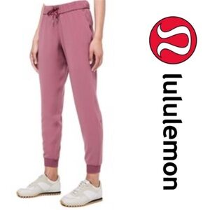 Lululemon On The Fly Jogger